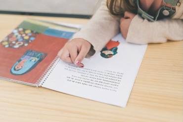 Giornata Mondiale della Lettura ad alta voce: come leggere fin da piccoli